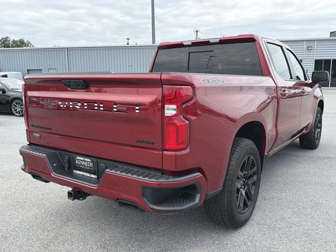 Used 2025 Chevrolet Silverado 1500 RST AWD/4WD image 4