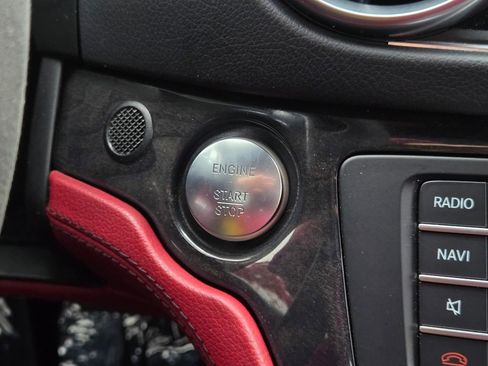 Used 2019 Mercedes-Benz SL 550 image 35