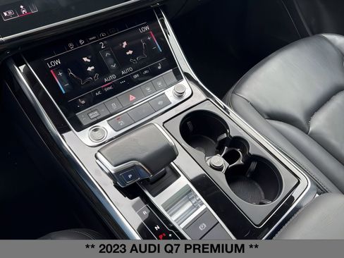 Used 2023 Audi Q7 2.0T Premium w/ Convenience Package image 22