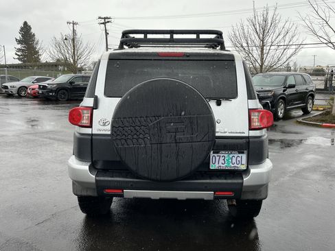 Used 2007 Toyota FJ Cruiser 4WD image 4