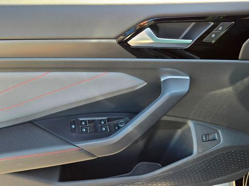 Certified 2025 Volkswagen Jetta GLI Autobahn image 15