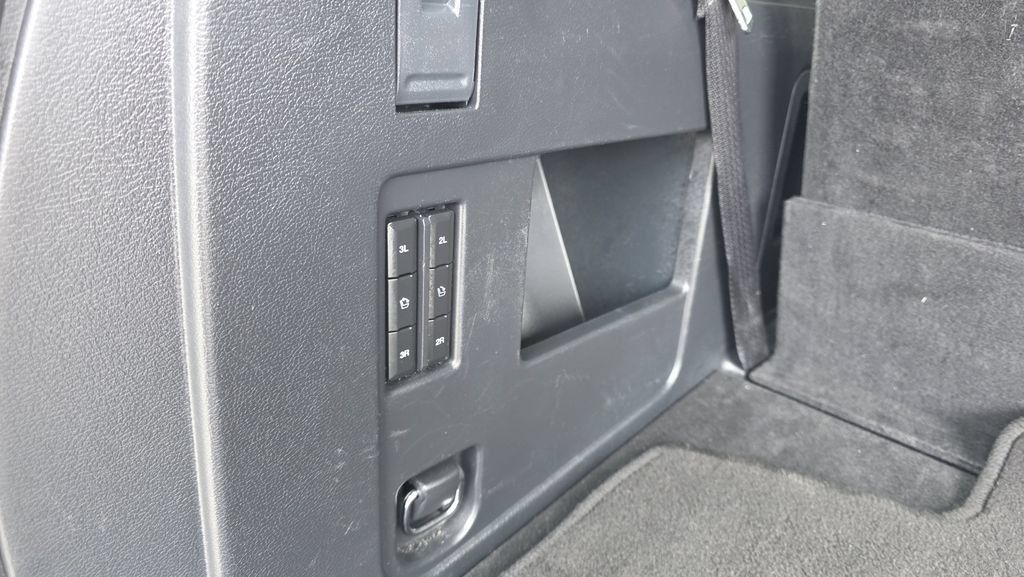 Used 2023 Ford Expedition XLT AWD/4WD image 13