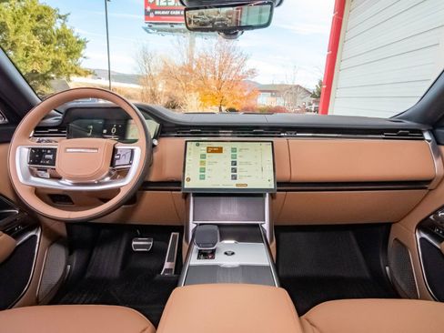 New 2025 Land Rover Range Rover Autobiography image 40