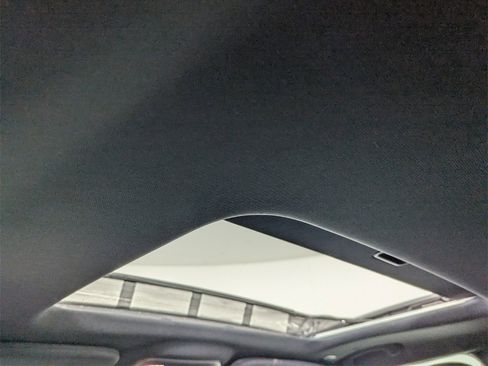 Used 2020 Jeep Grand Cherokee Limited w/ Trailer Tow Group IV image 26