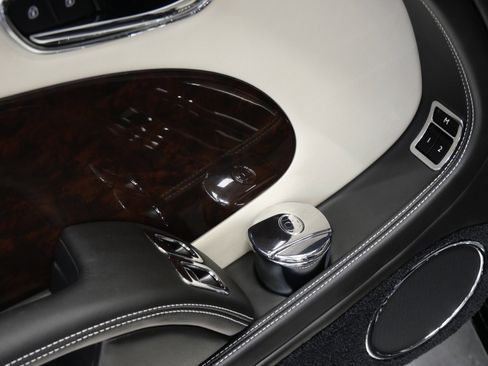 Used 2020 Bentley Mulsanne Speed RWD image 36