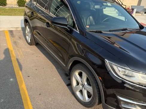 Used 2016 Lincoln MKC Premiere FWD image 3