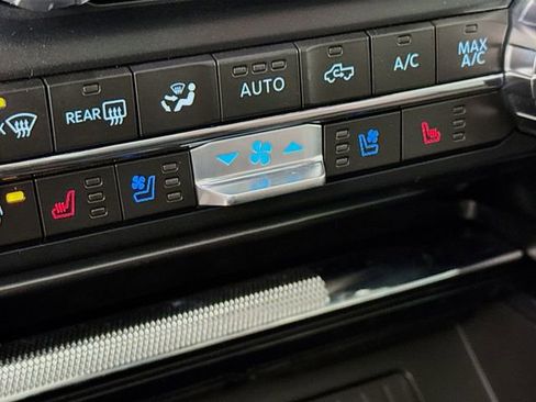 New 2025 Ford F150 Lariat w/ Equipment Group 501A Mid image 21