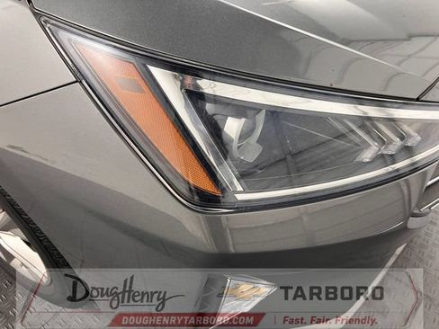 Used 2019 Hyundai Elantra SEL w/ Cargo Package FWD image 8