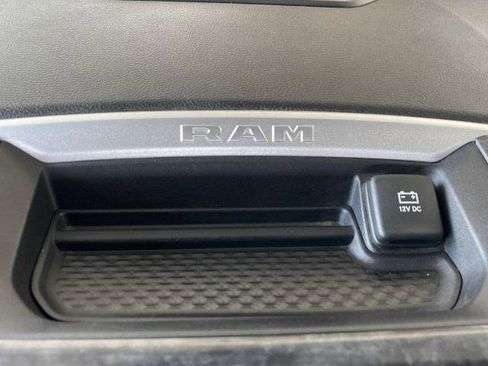 Used 2021 RAM 2500 Big Horn image 16