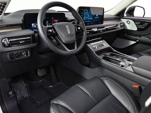 New 2026 Lincoln Aviator Reserve AWD/4WD image 12