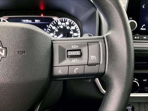 New 2025 Nissan Rogue S image 23