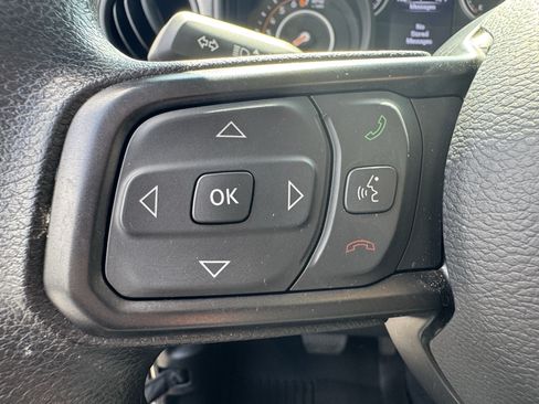 Used 2025 Jeep Gladiator Sport AWD/4WD image 28