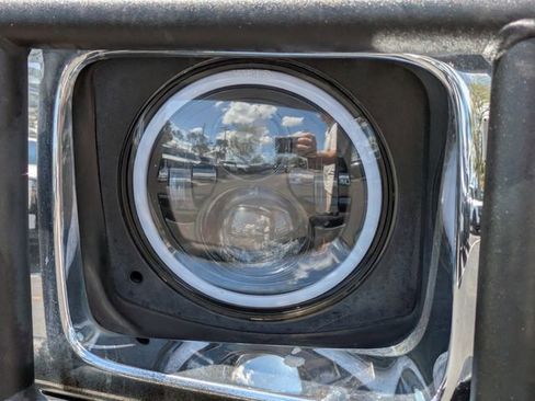 Used 2004 HUMMER H2 Base w/ Preferred Equipment Group image 7