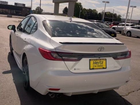 Used 2025 Toyota Camry XSE FWD image 8