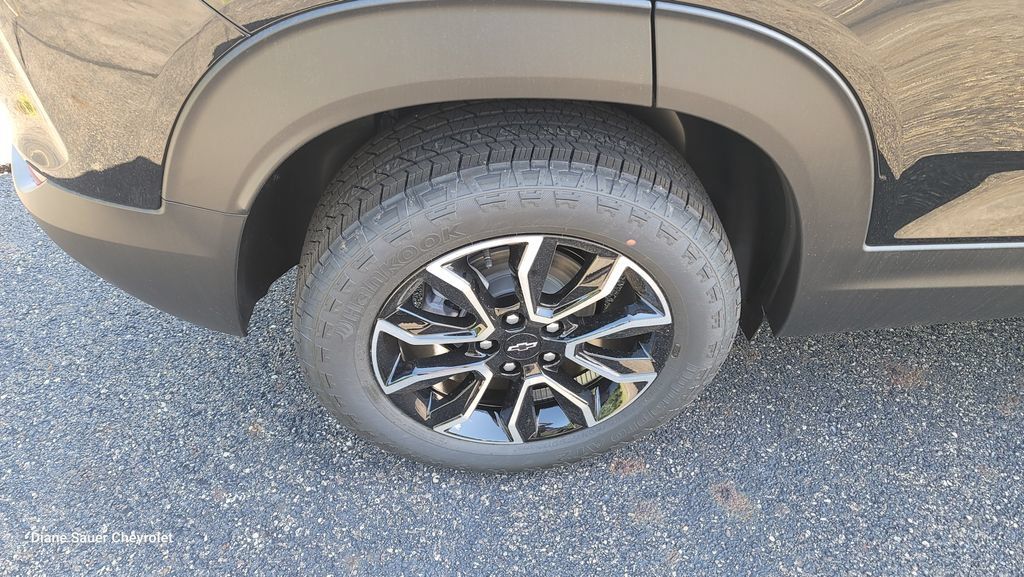 New 2026 Chevrolet TrailBlazer ACTIV w/ Convenience Package FWD image 13