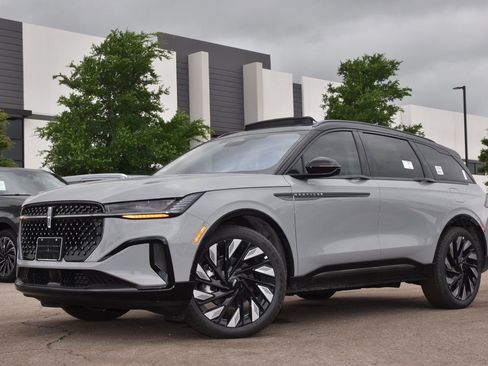 New 2026 Lincoln Nautilus Reserve AWD/4WD image 8
