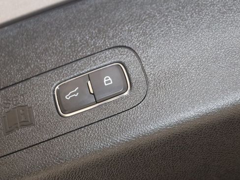 Used 2024 Lincoln Aviator Reserve AWD/4WD image 43