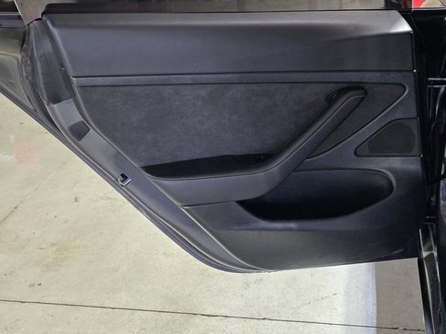 Used 2021 Tesla Model 3 Standard Range Plus RWD image 10