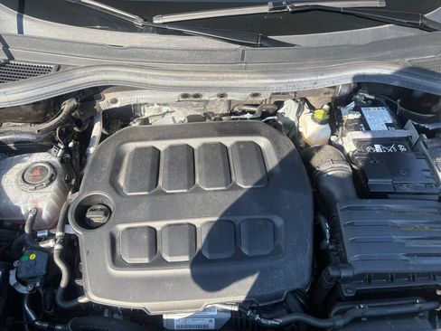 Used 2026 Volkswagen Tiguan SE AWD/4WD image 26