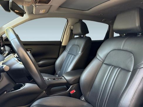 Used 2023 Honda HR-V EX-L image 5