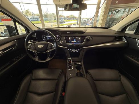 Used 2019 Cadillac XT5 Luxury AWD/4WD image 35