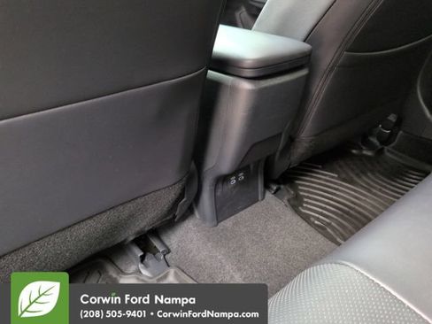 Used 2024 Toyota Prius XLE AWD/4WD image 27