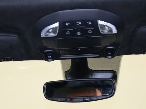 Used 2025 Chrysler Pacifica Pinnacle w/ Trailer Tow Group AWD/4WD image 29