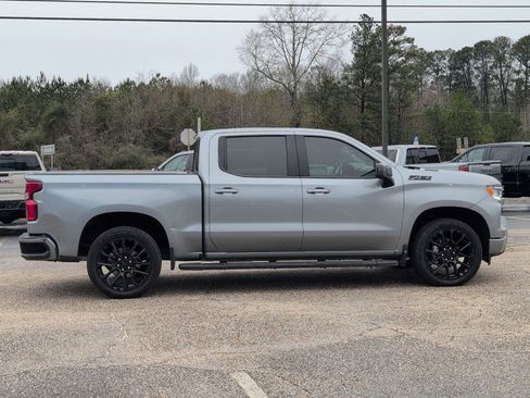 Used 2023 Chevrolet Silverado 1500 RST image 4