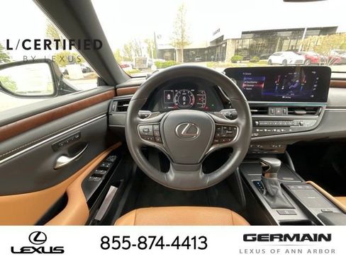 Certified 2022 Lexus ES 250 w/ Premium Package AWD/4WD image 15