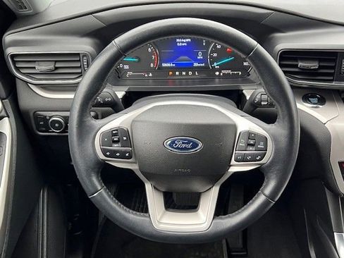 Used 2023 Ford Explorer XLT w/ Equipment Group 202A image 26
