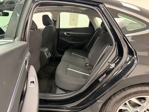 Used 2023 Hyundai Sonata SEL w/ Convenience Package FWD image 15