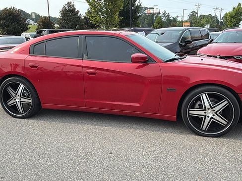 Used 2012 Dodge Charger R/T RWD image 7