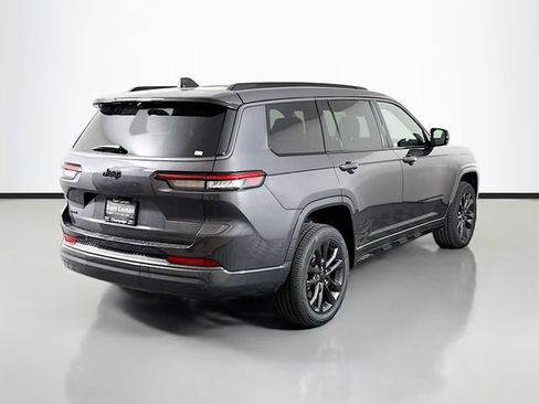 New 2026 Jeep Grand Cherokee L Limited AWD/4WD image 7