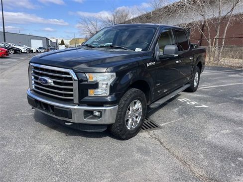 Used 2015 Ford F150 XLT w/ Equipment Group 302A Luxury image 7
