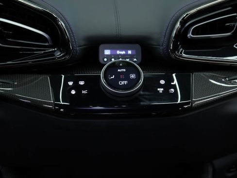 Used 2024 Ferrari Purosangue AWD/4WD image 67