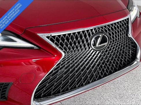 Used 2023 Lexus LS 500 AWD w/ Interior Upgrade Package image 37
