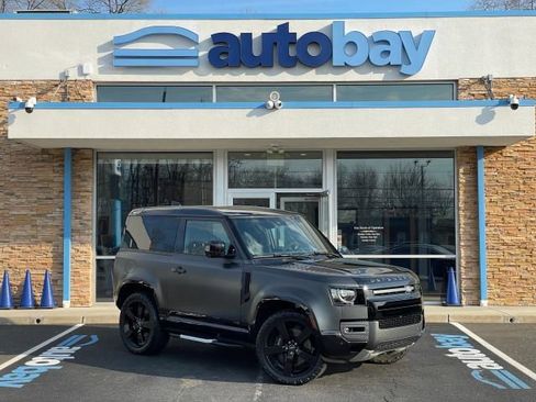Used 2023 Land Rover Defender 90 V8 AWD/4WD image 8