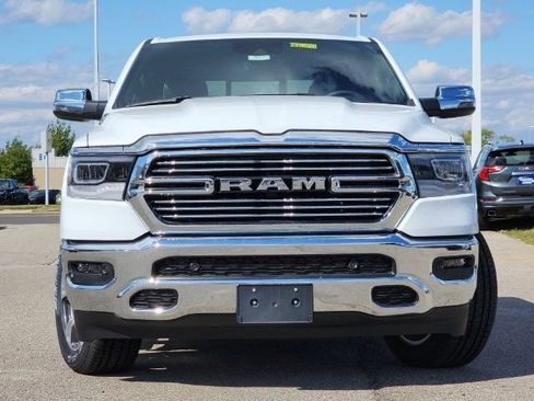 Used 2024 RAM 1500 Laramie AWD/4WD image 2