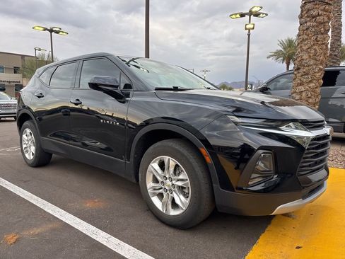 Used 2021 Chevrolet Blazer LT image 3