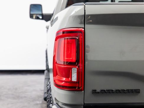 Used 2025 RAM 2500 Laramie w/ Night Edition AWD/4WD image 18