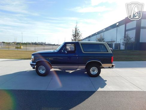 Used 1995 Ford Bronco XLT image 28