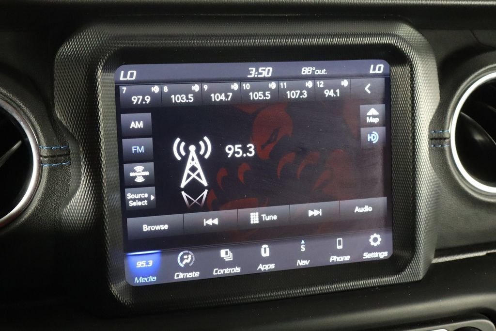 Used 2021 Jeep Wrangler Unlimited Rubicon 4xe AWD/4WD image 29