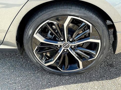 Used 2023 Nissan Altima 2.5 SR image 8