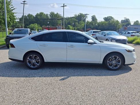 Used 2024 Honda Accord EX image 7