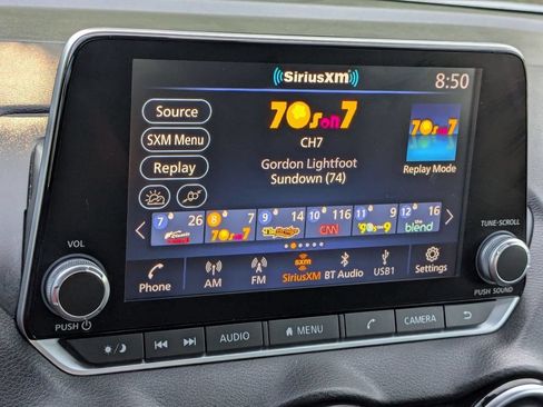 Used 2022 Nissan Sentra SV FWD image 18