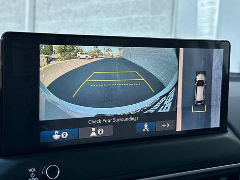 New 2026 Honda Pilot Touring image 11