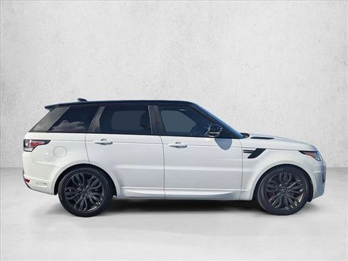 Used 2017 Land Rover Range Rover Sport HSE Dynamic image 4