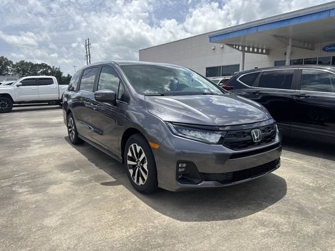 New 2026 Honda Odyssey EX-L image 3