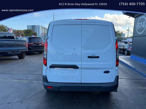 Used 2018 Ford Transit Connect XLT image 8