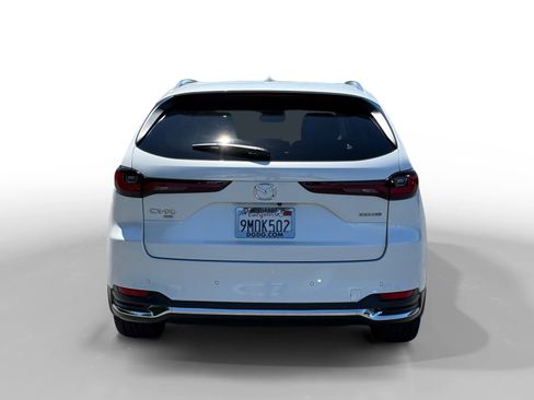 Certified 2024 MAZDA CX-90 Plug-In Hybrid w/ Premium Pkg AWD/4WD image 4